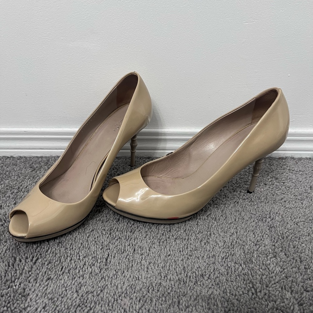 Gucci tan bamboo Peep-Toe Heels pumps